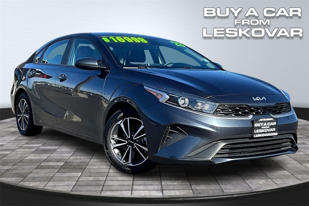 Used 2023 Kia Forte LXS Sedan