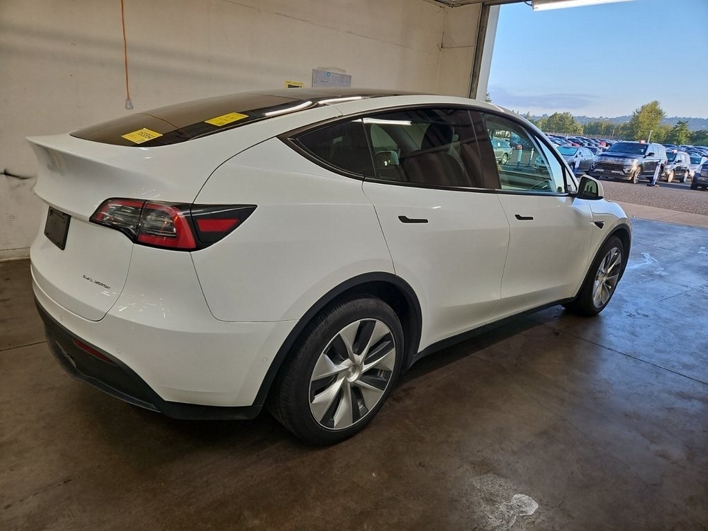 Used 2021 Tesla Model Y Long Range with VIN 5YJYGDEE9MF300945 for sale in Northfield, Minnesota