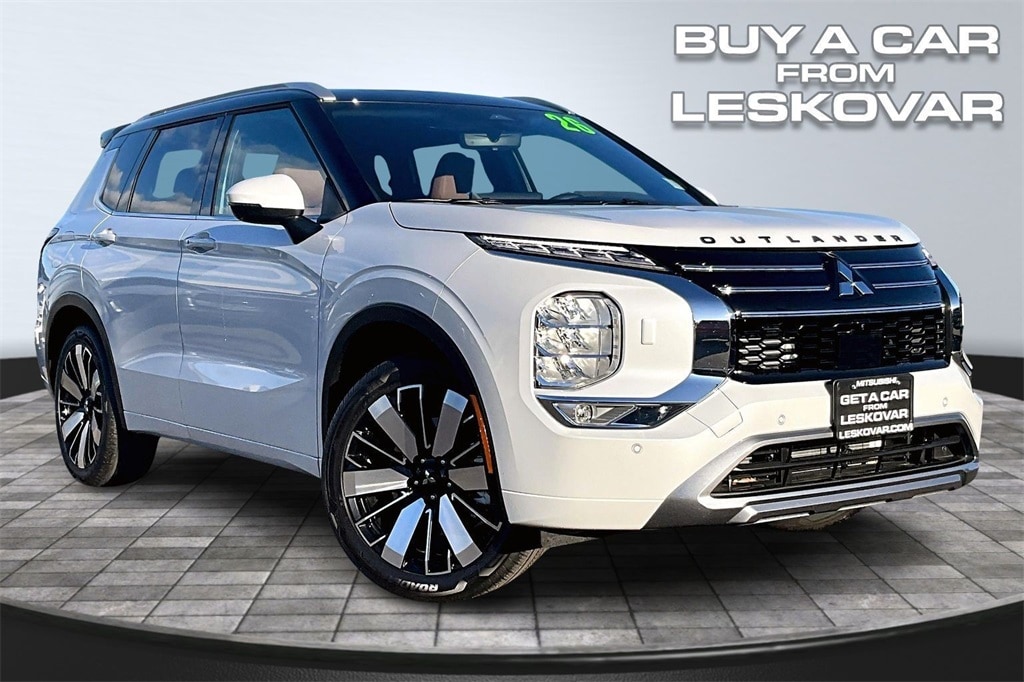 2026 Mitsubishi Outlander SEL's photo