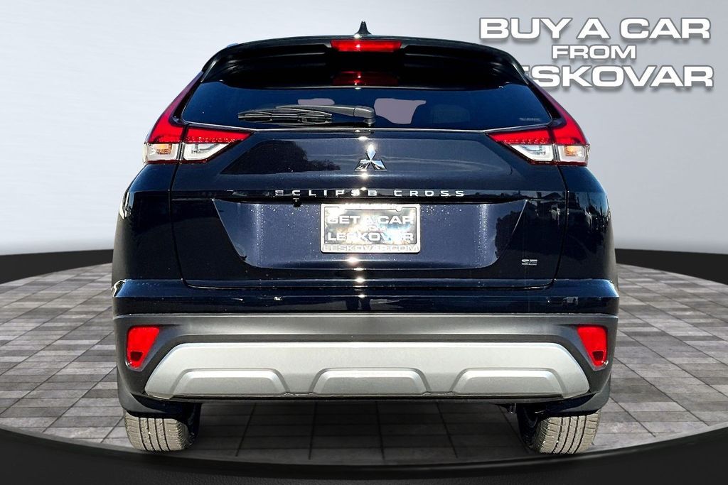 2026 Mitsubishi Eclipse Cross SE - Photo 4