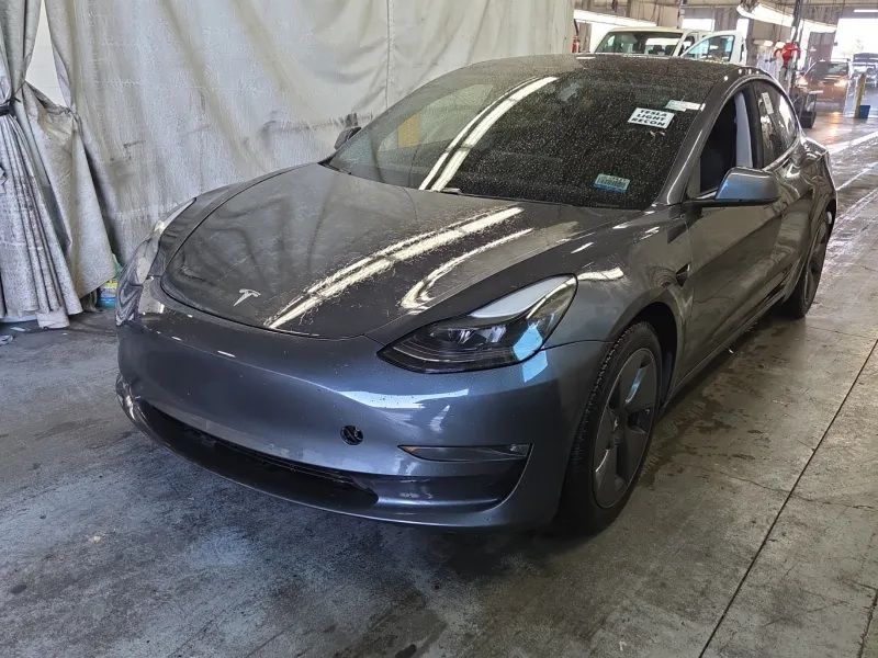 2021 Tesla Model 3 Long Range Dual Motor All-Wheel Drive's photo