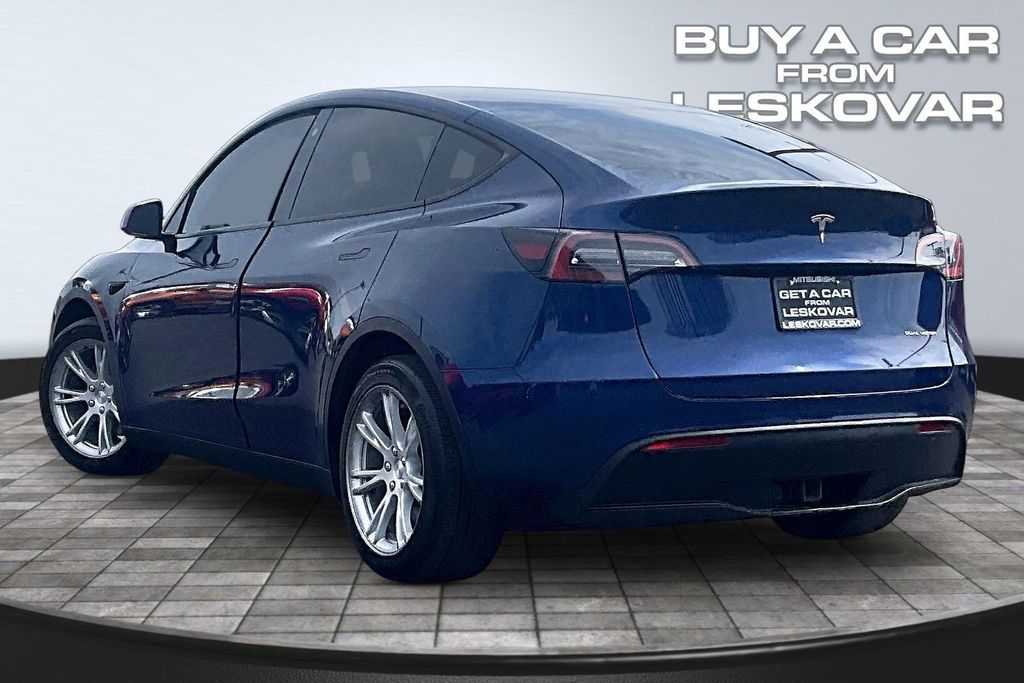 Used 2021 Tesla Model Y Long Range with VIN 5YJYGAEE5MF297010 for sale in Kennewick, WA