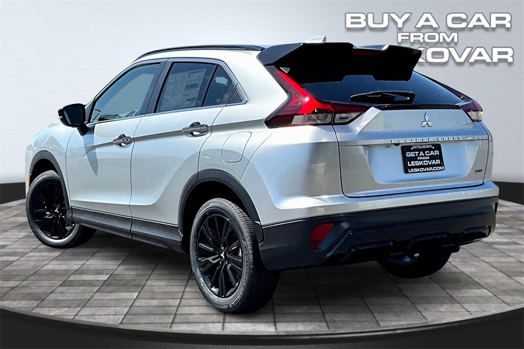 2025 Mitsubishi Eclipse Cross SEL photo 3