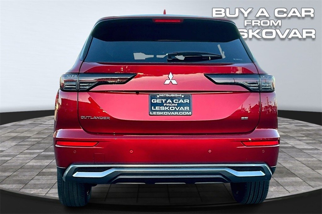New 2025 Mitsubishi Outlander SE SUV
