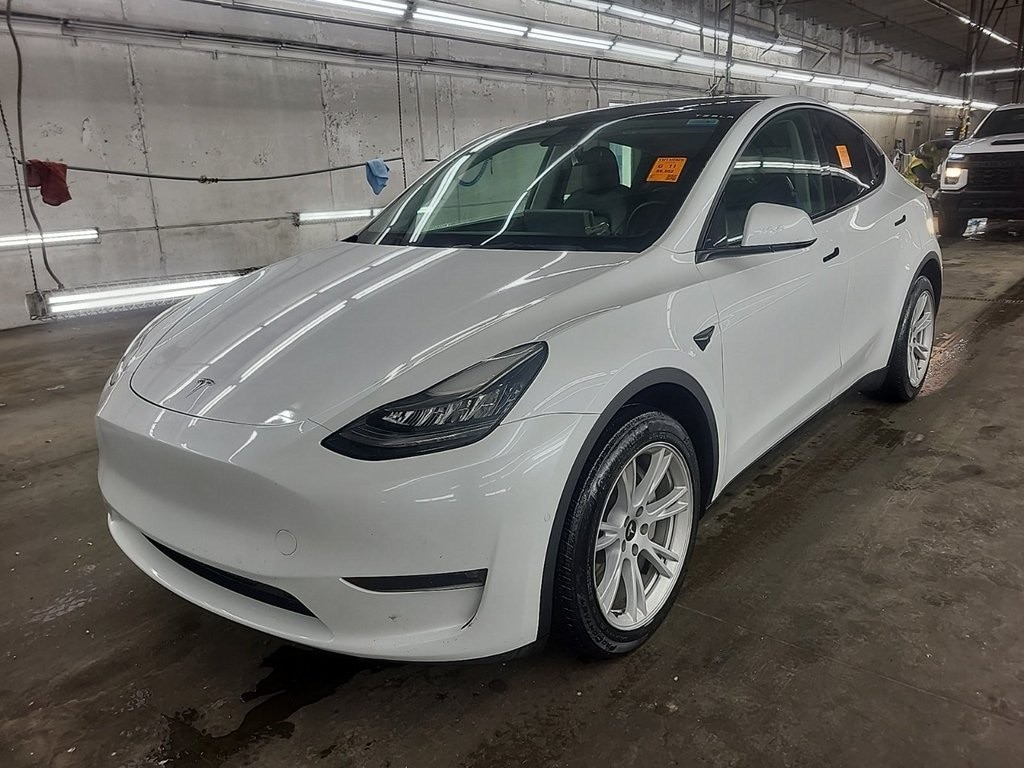 Used 2021 Tesla Model Y Long Range with VIN 5YJYGDEE2MF241432 for sale in Northfield, Minnesota