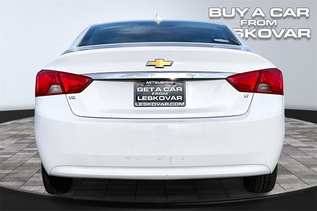 Used 2017 Chevrolet Impala 1LT with VIN 1G1105S38HU186764 for sale in Kennewick, WA