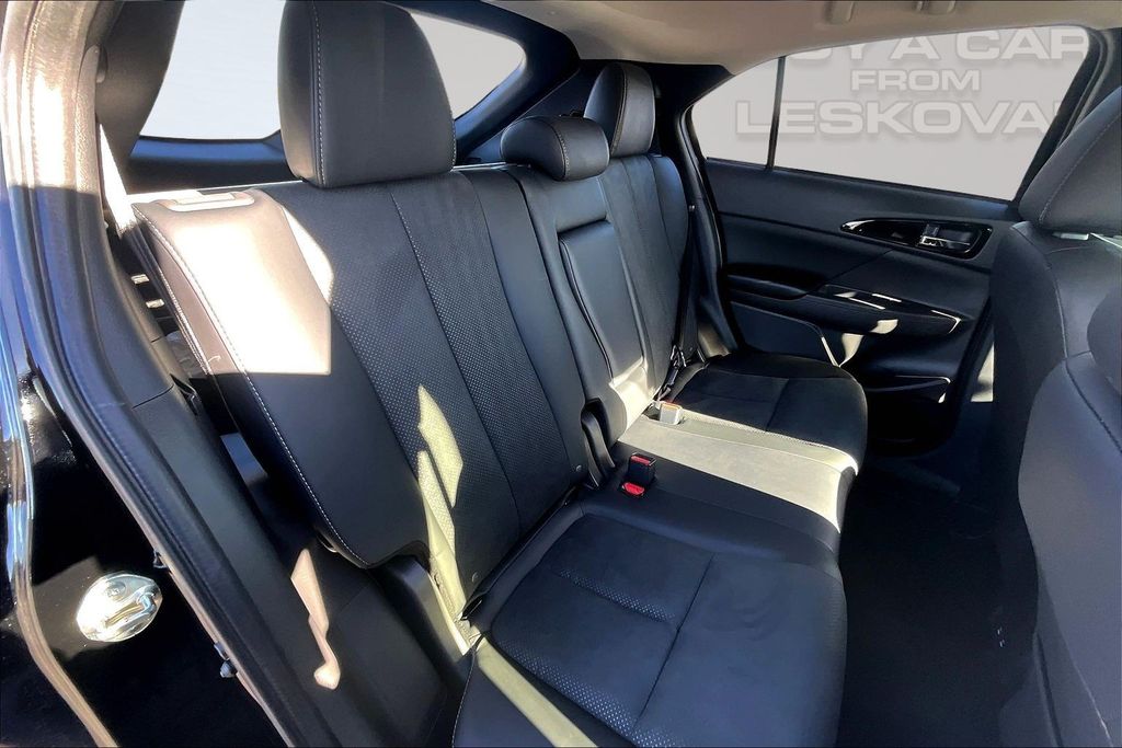 2026 Mitsubishi Eclipse Cross SE - Photo 9