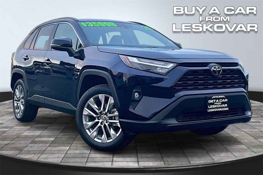 2025 Toyota RAV4 XLE Premium