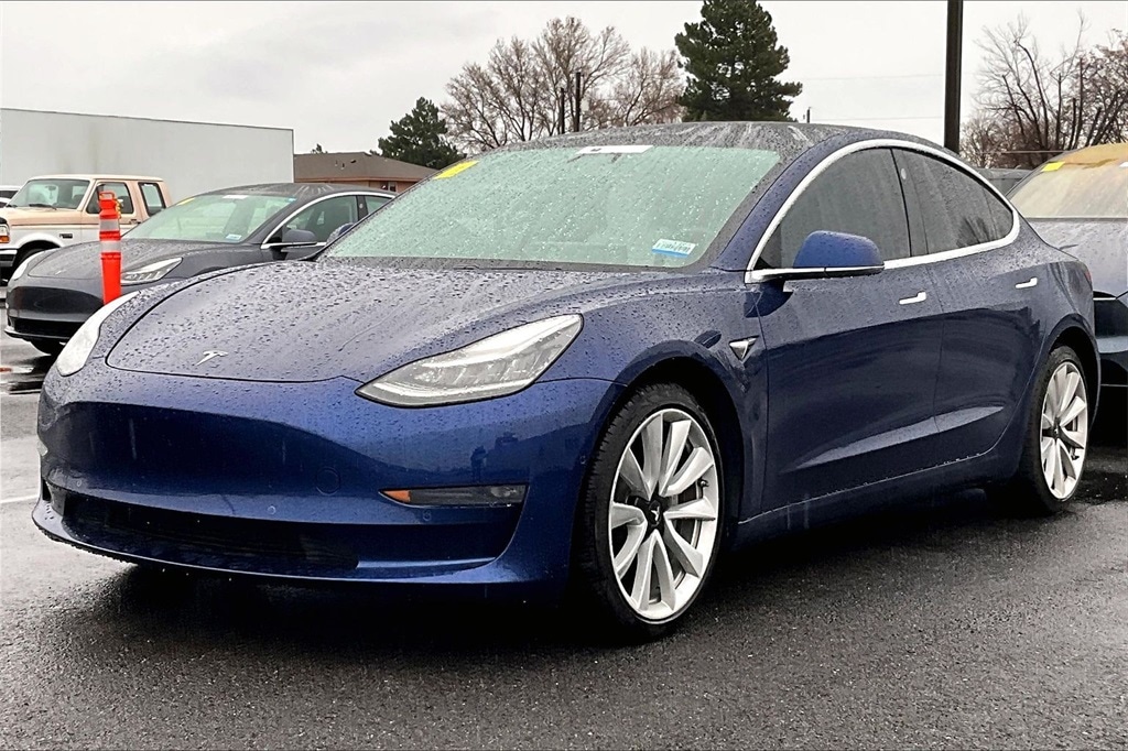 2020 Tesla Model 3 Base's photo