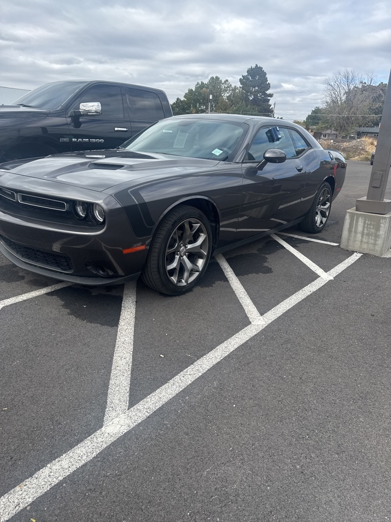 2016 Dodge Challenger SXT