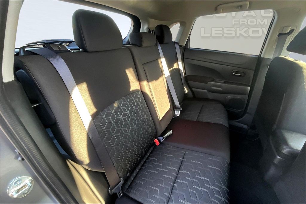 2026 Mitsubishi Outlander Sport ES - Photo 9