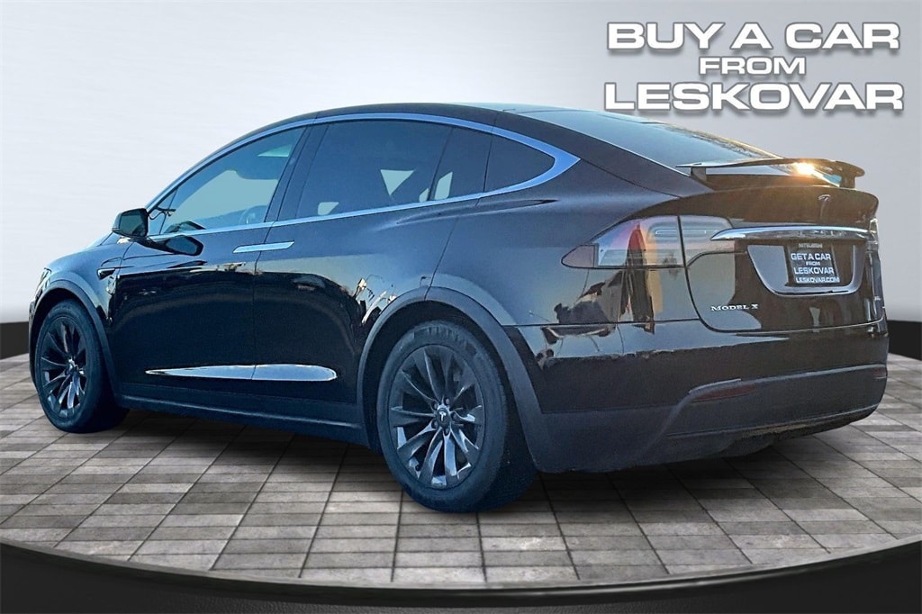 Used 2019 Tesla Model X 100D with VIN 5YJXCDE22KF152132 for sale in Kennewick, WA