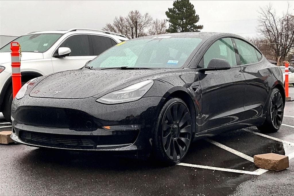 2021 Tesla Model 3 Base's photo