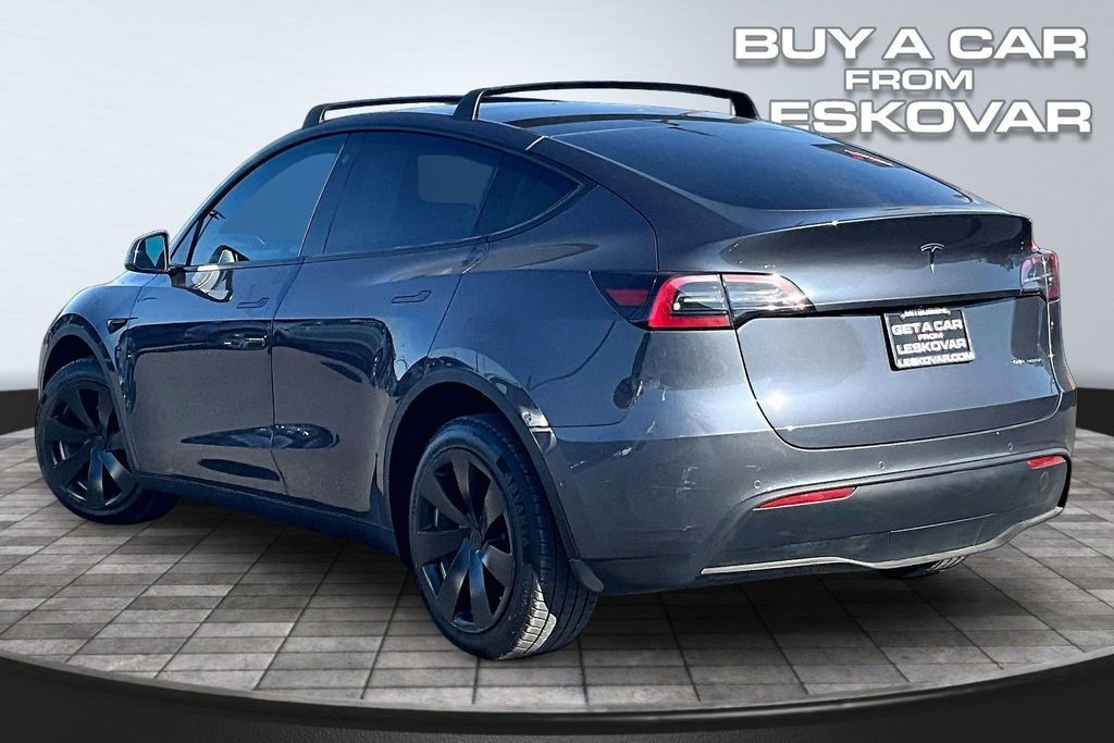 Used 2021 Tesla Model Y Long Range with VIN 5YJYGDEE8MF286228 for sale in Kennewick, WA