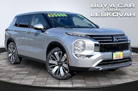 2026 Mitsubishi Outlander SE SUV