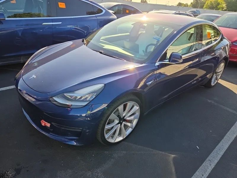 2018 Tesla Model 3 Long Range Dual Motor All-Wheel Drive's photo