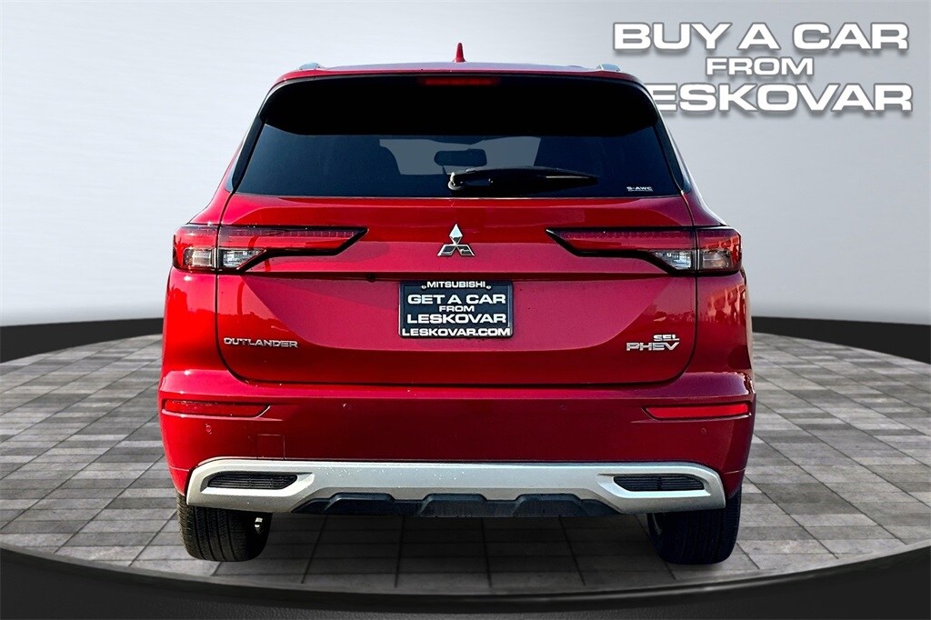 2023 Mitsubishi Outlander PHEV SEL photo 3