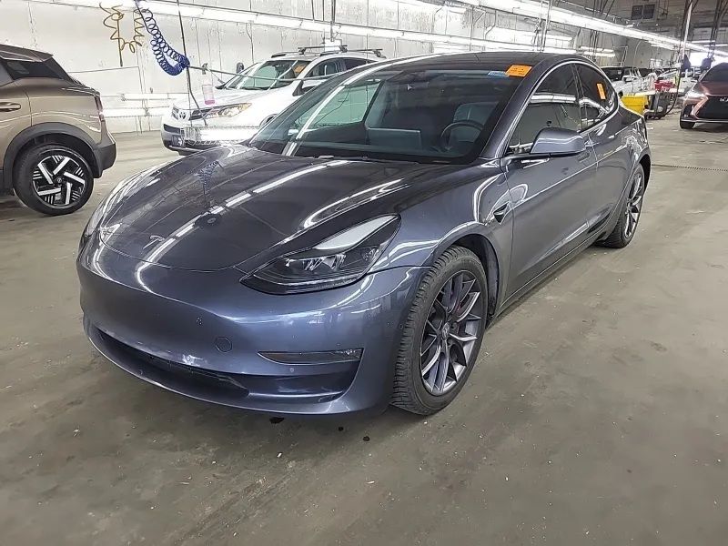 2022 Tesla Model 3 Performance Dual Motor All-Wheel Drive's photo