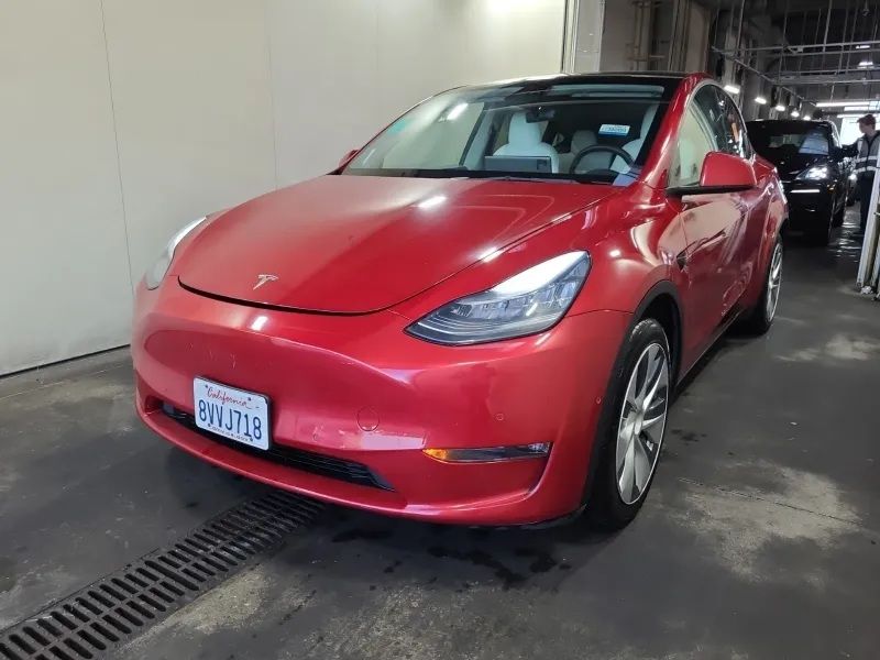 2021 Tesla Model Y Long Range Dual Motor All-Wheel Drive's photo