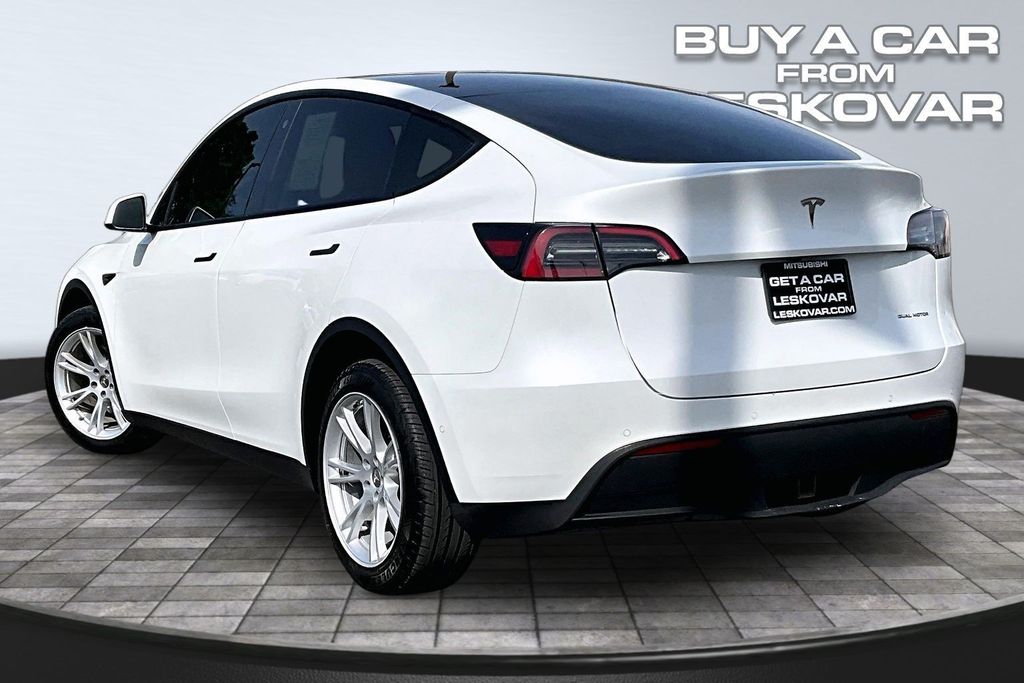 2021 Tesla Model Y Long Range Dual Motor All-Wheel Drive's photo