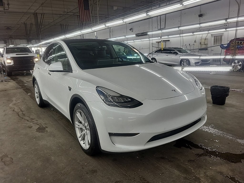 2021 Tesla Model Y Long Range's photo