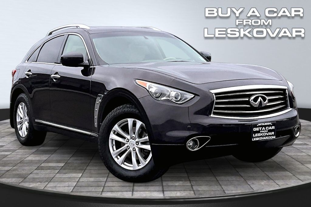 2013 INFINITI FX's photo