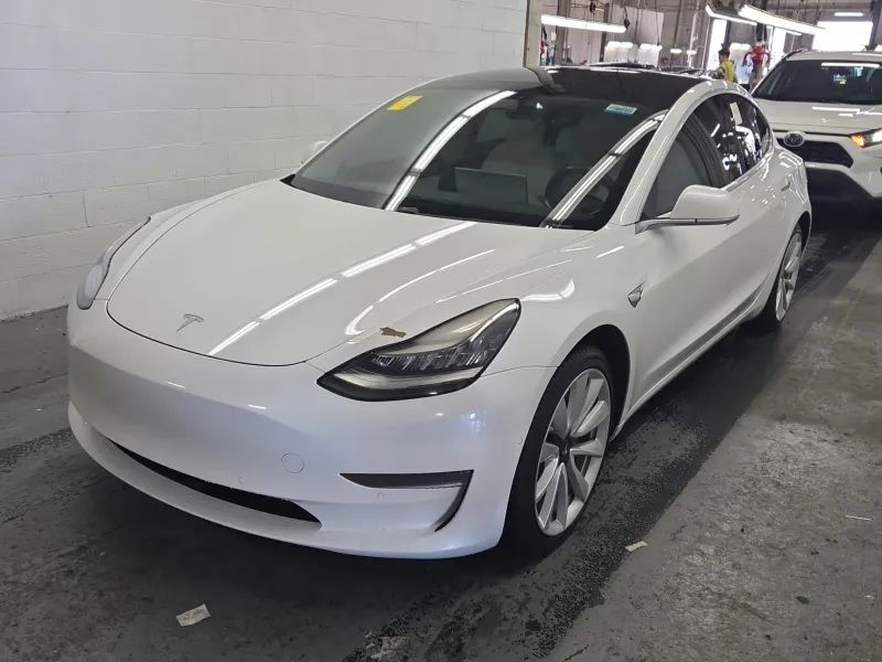 2020 Tesla Model 3 Long Range Dual Motor All-Wheel Drive's photo
