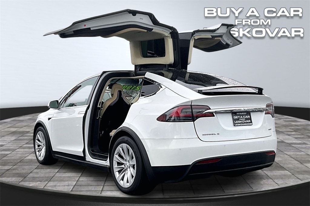 Used 2016 Tesla Model X 90D with VIN 5YJXCBE23GF027216 for sale in Kennewick, WA