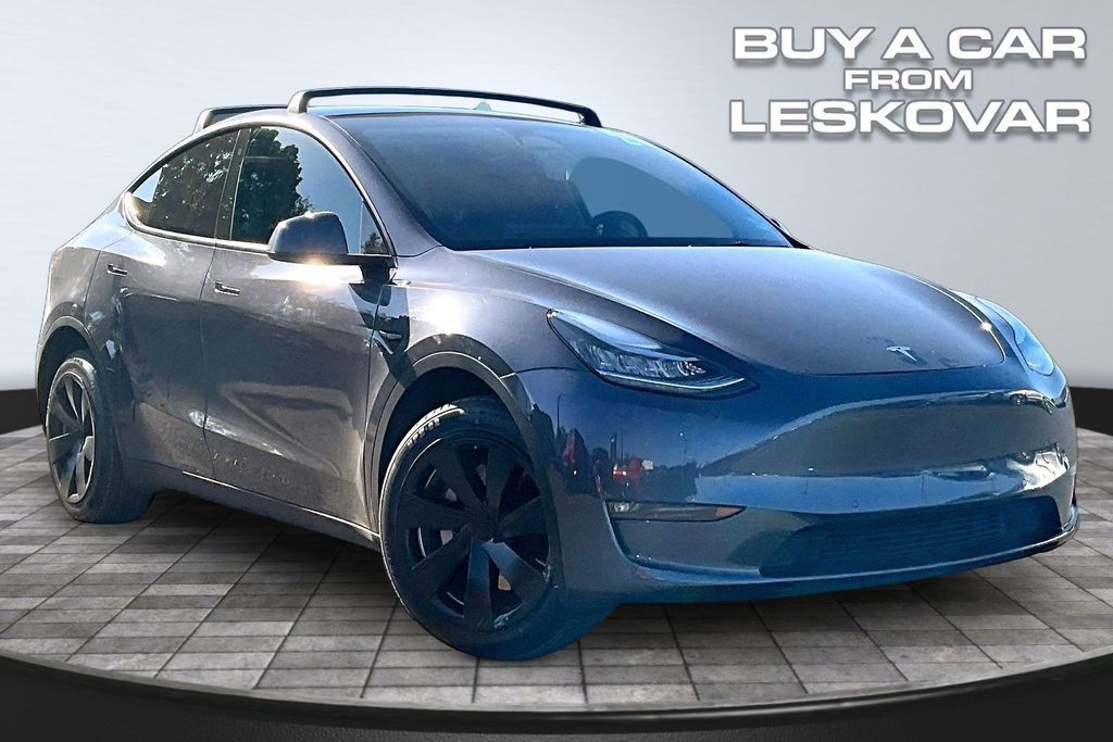 2021 Tesla Model Y Long Range Dual Motor All-Wheel Drive's photo