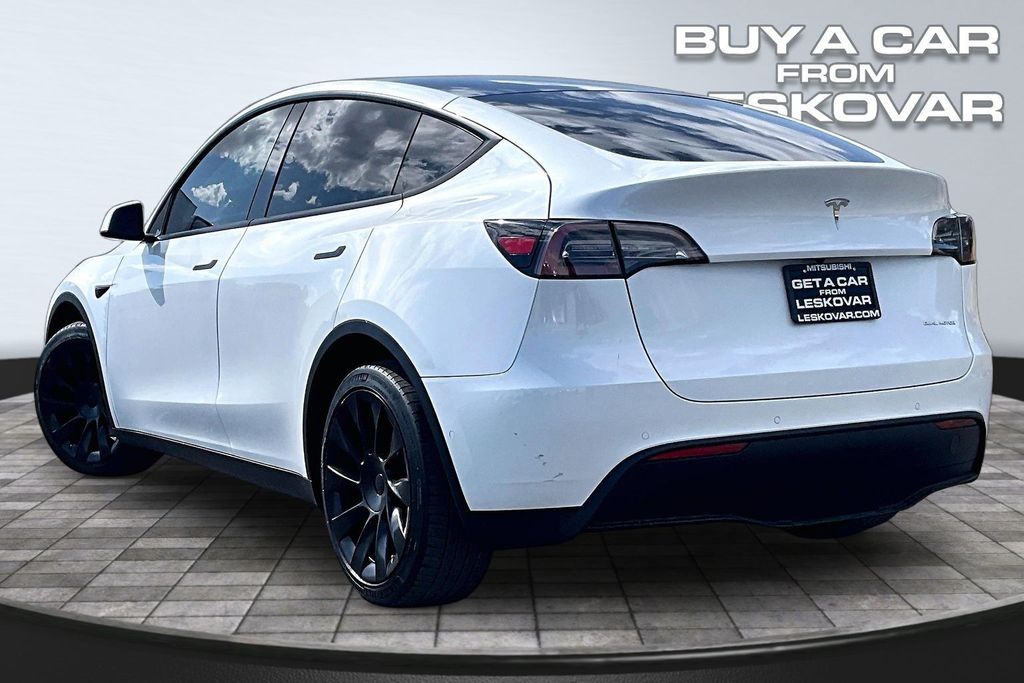 Used 2020 Tesla Model Y Long Range with VIN 5YJYGDEEXLF013015 for sale in Kennewick, WA