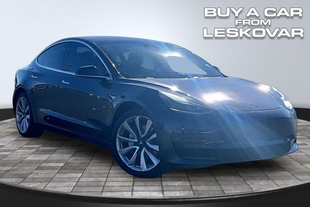 Used 2018 Tesla Model 3 Long Range Dual Motor with VIN 5YJ3E1EBXJF111382 for sale in Kennewick, WA