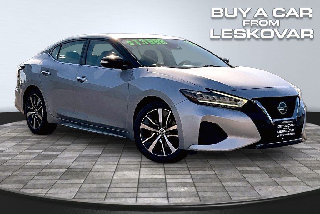 2020 Nissan Maxima SV's photo