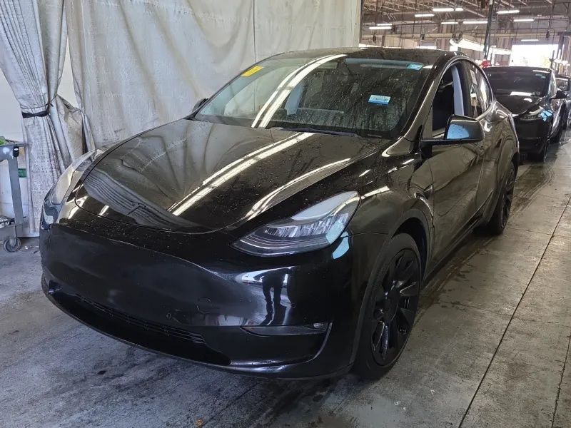 2021 Tesla Model Y Long Range Dual Motor All-Wheel Drive's photo