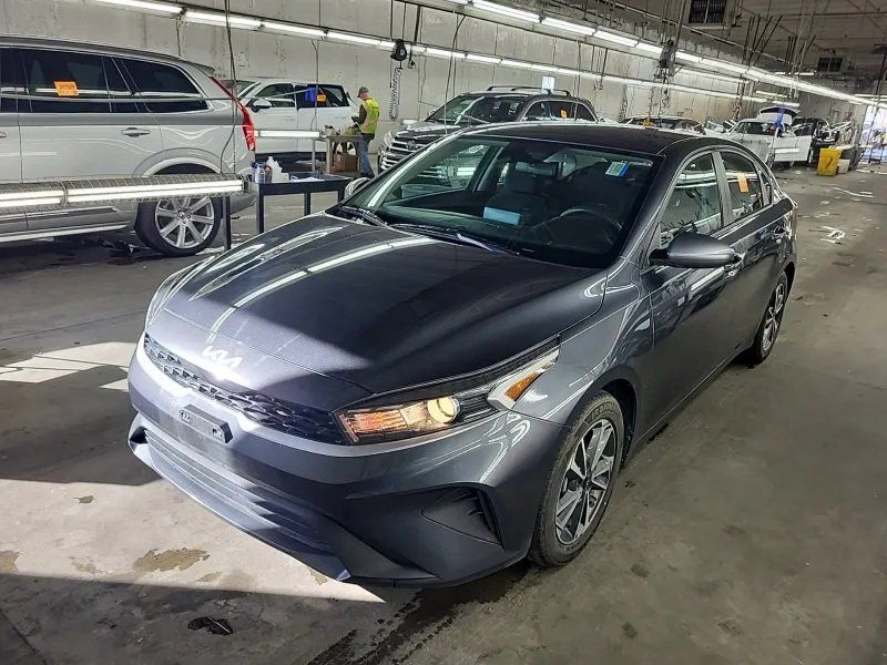 2023 Kia Forte LXS