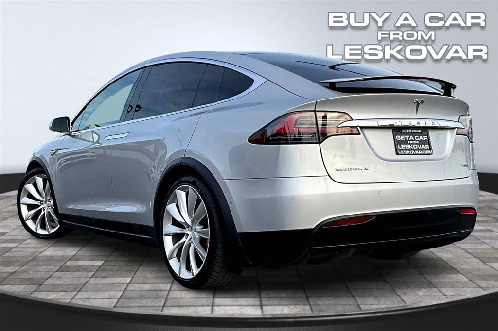 Used 2016 Tesla Model X P90D with VIN 5YJXCAE44GF005320 for sale in Kennewick, WA