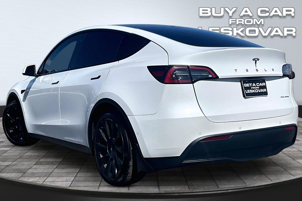 Used 2022 Tesla Model Y Long Range with VIN 7SAYGAEEXNF350739 for sale in Kennewick, WA