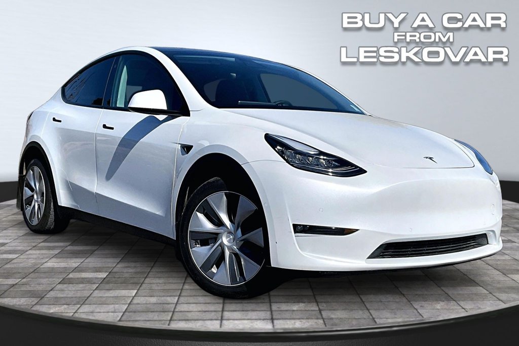 Used 2022 Tesla Model Y Long Range with VIN 7SAYGDEE4NF317740 for sale in Kennewick, WA