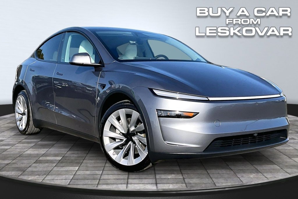 Used 2026 Tesla Model Y Premium with VIN 7SAYGDEE9TF351363 for sale in Kennewick, WA
