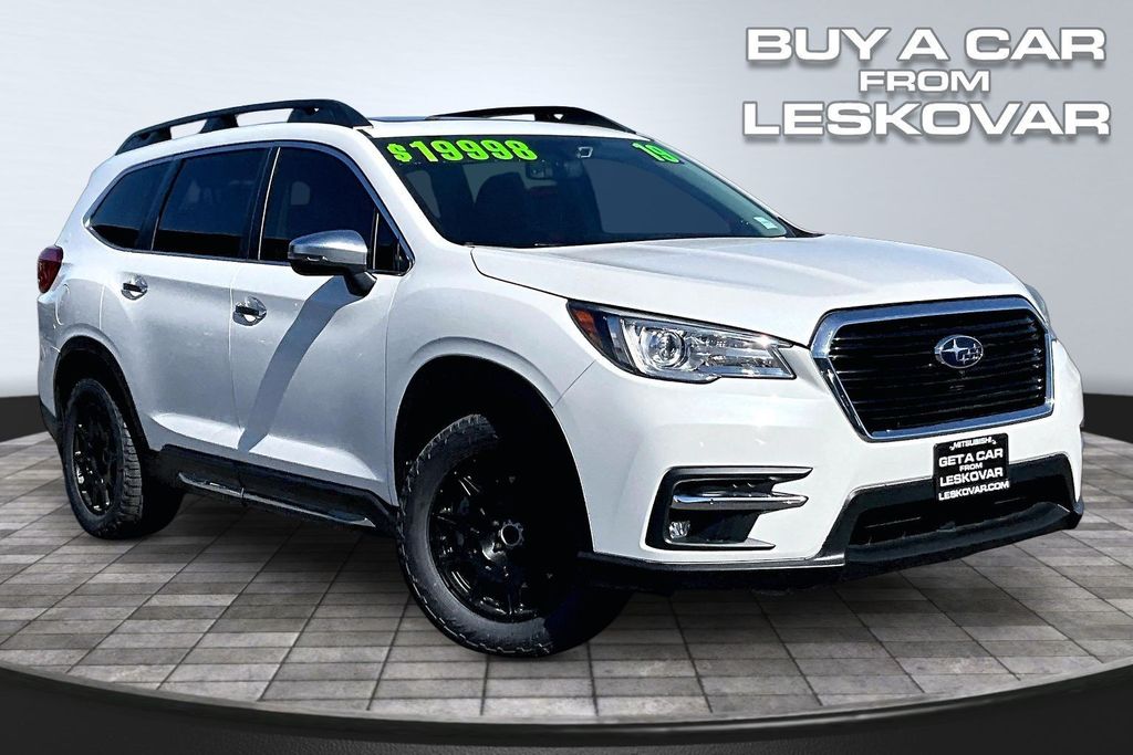2019 Subaru Ascent Touring's photo