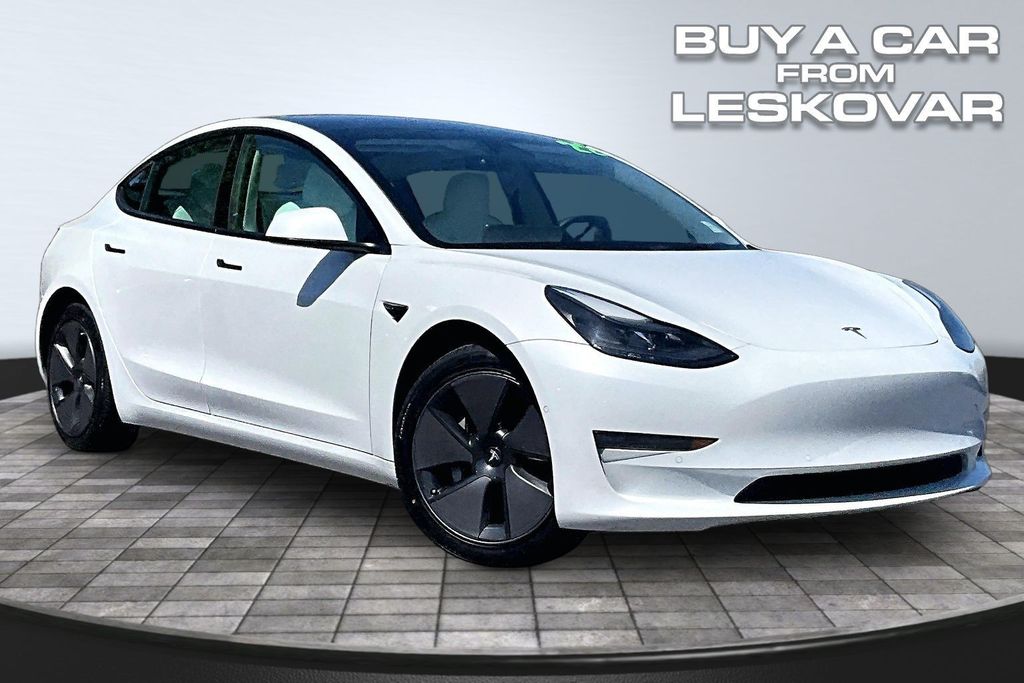 2022 Tesla Model 3 Long Range Dual Motor All-Wheel Drive's photo