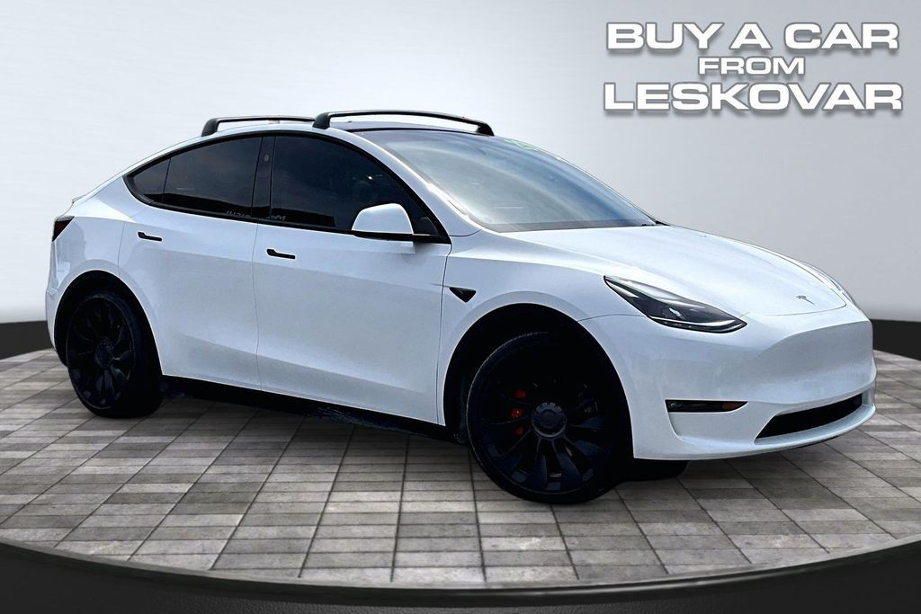 2025 Tesla Model Y Performance Dual Motor All-Wheel Drive's photo