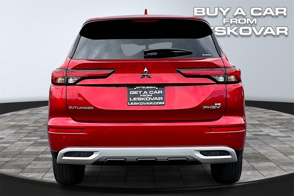 2025 Mitsubishi Outlander PHEV SE photo 4