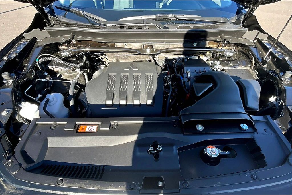 2026 Mitsubishi Eclipse Cross SE - Photo 10