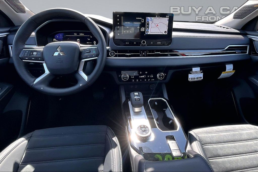 2026 Mitsubishi Outlander SE - Photo 5