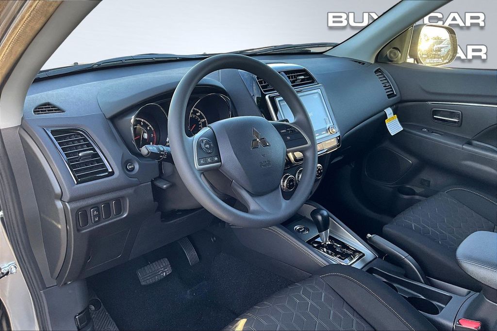 2026 Mitsubishi Outlander Sport ES - Photo 6