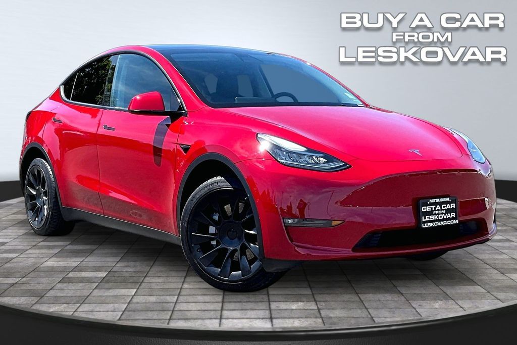 2022 Tesla Model Y Long Range Dual Motor All-Wheel Drive's photo