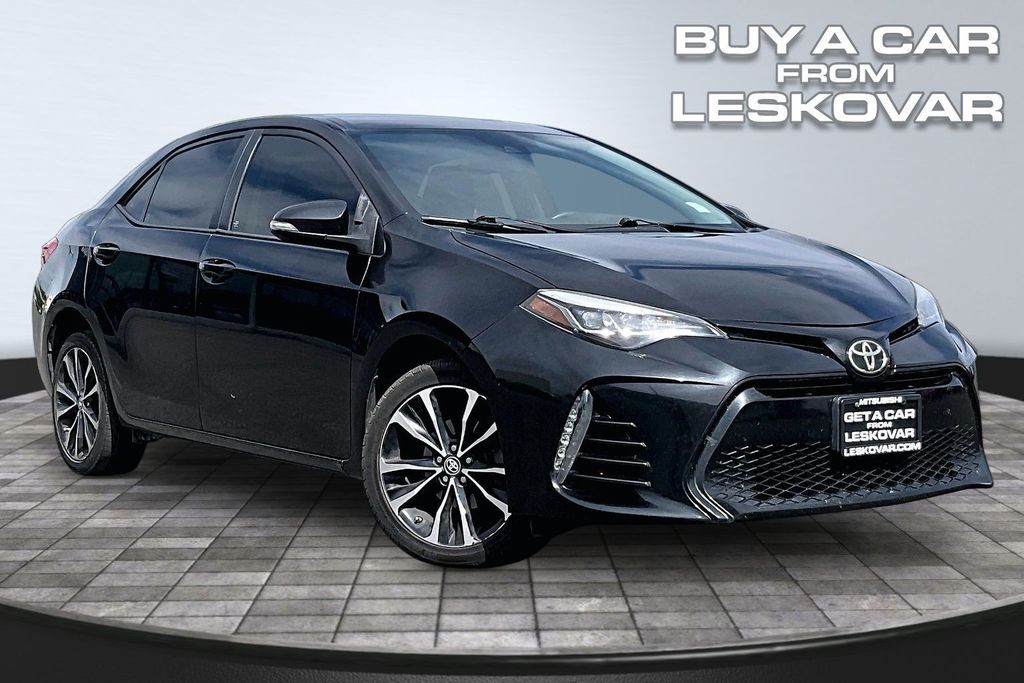 2017 Toyota Corolla SE AT's photo