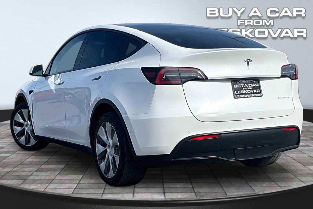 Used 2022 Tesla Model Y Long Range with VIN 7SAYGDEE6NF321322 for sale in Kennewick, WA