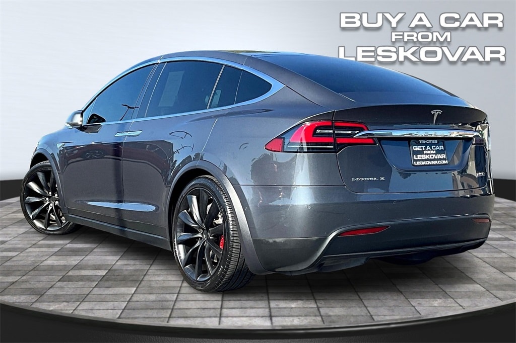 Used 2016 Tesla Model X P90D with VIN 5YJXCAE4XGF001451 for sale in Kennewick, WA
