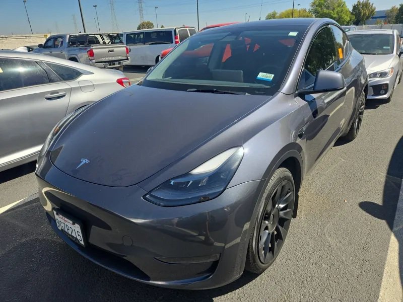 2023 Tesla Model Y Long Range